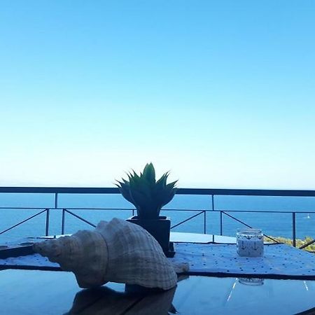 Sea And Sky Infinity Blue Apartment Gythio Bagian luar foto